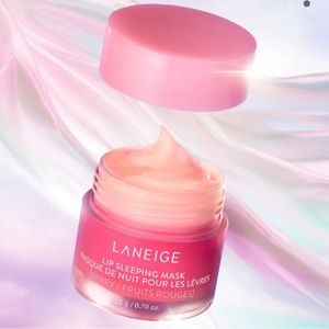 Laneige lip mask full size berry!
